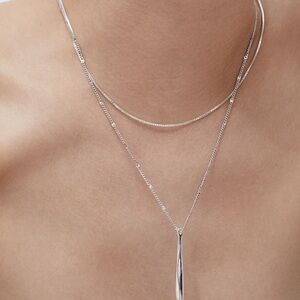 Elegant Silver Necklace Set